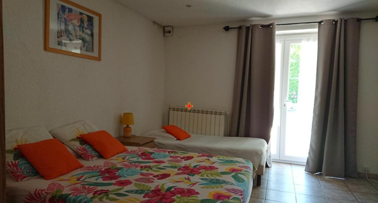 Chambres D'Hotes- Le Pre Aux Anes Albon Exterior photo
